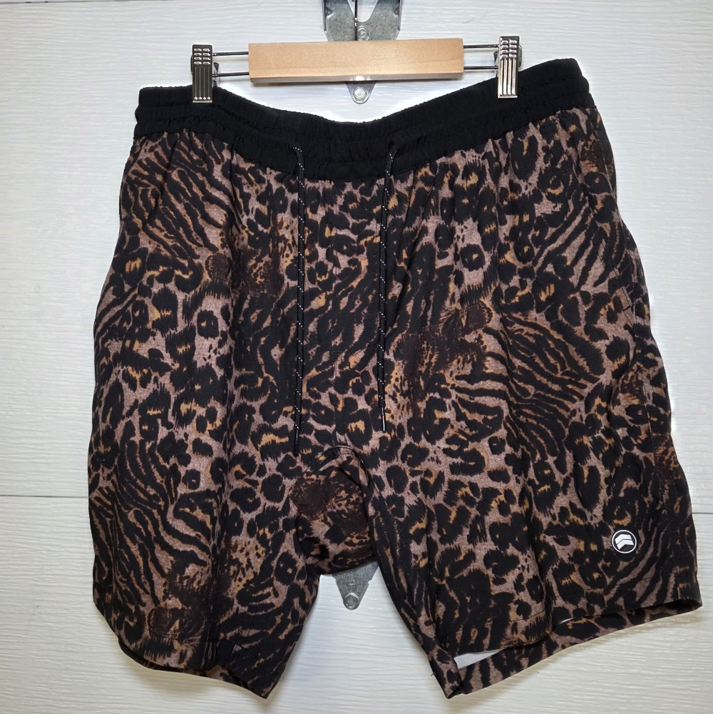 Zayin Black and Brown Men's Athletic Shorts